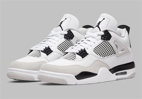 nike jordans zwart|jordan 4 nike air.